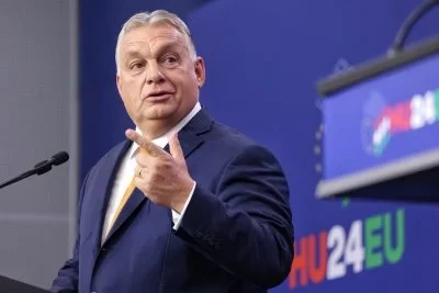 Між Угорщиною та РФ має бути щось, можна навіть назвати це Україною, - Орбан