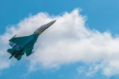 В Росії контрактник Північного флоту підпалив літак і військову техніку: подробиці