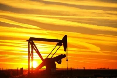 Перемирʼя США та Ірану: ціни на нафту впали найбільше за майже шість років, - Bloomberg